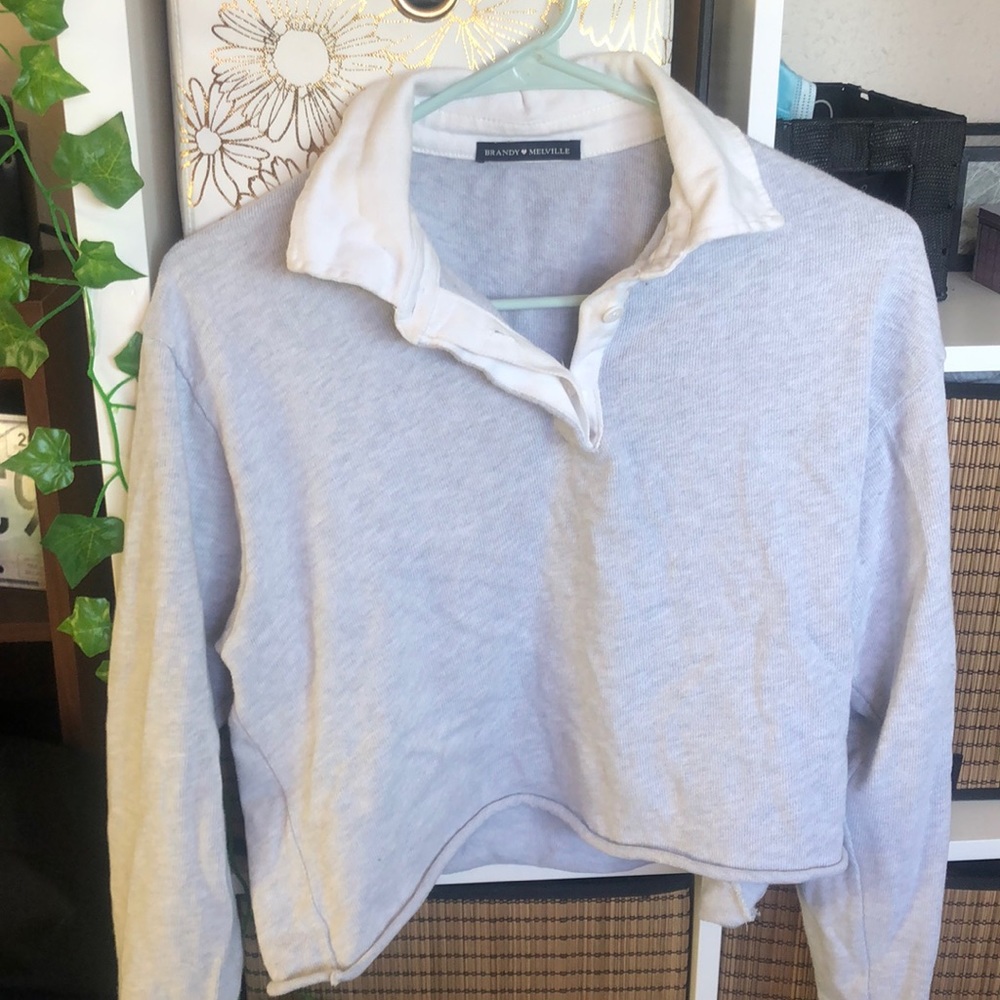 Brandy Melville cropped collar button shirt